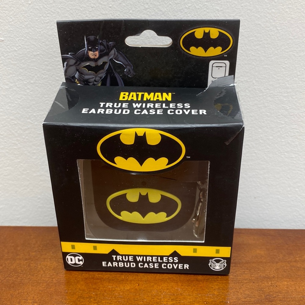 DC Batman Earbud Case Cover